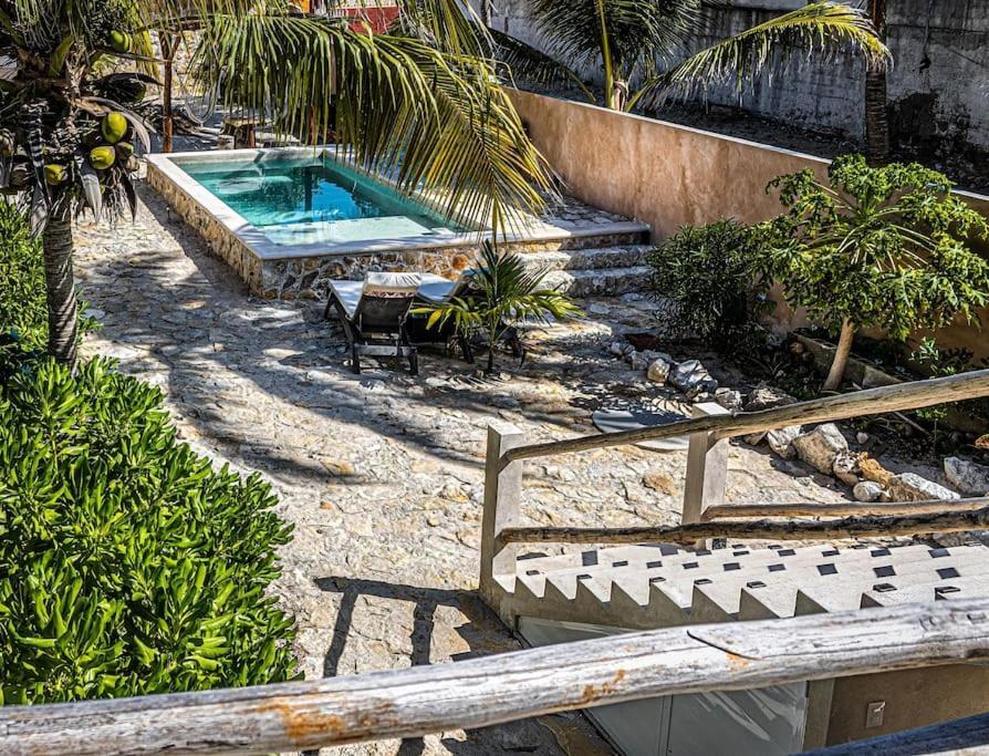 Oceanfront Casita Coral Apartment Chelem Exterior photo